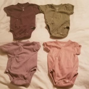 4 L'ovedbaby kimono bodysuits